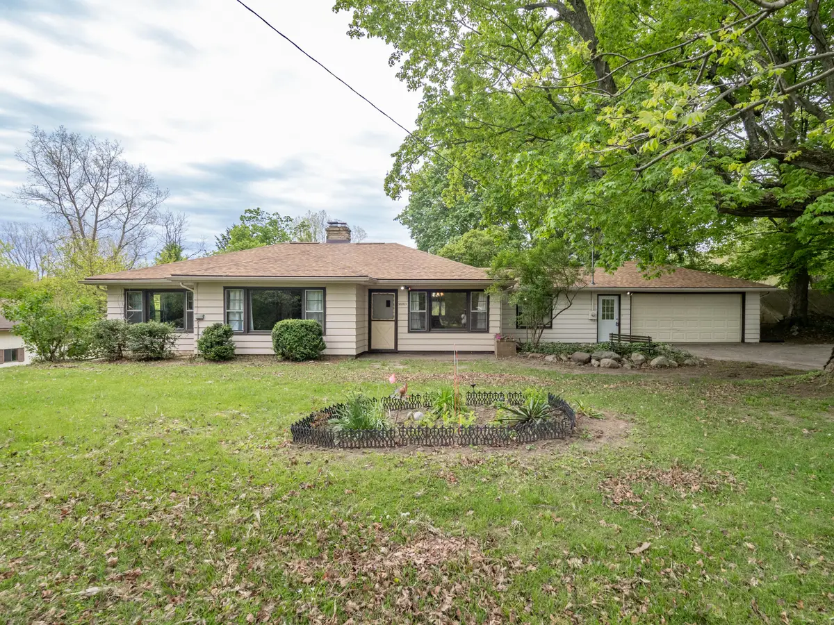 59021 County Road 215, Lawrence, MI 49064 - #1