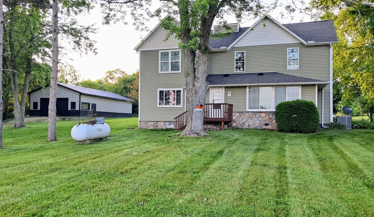32272 88th Avenue, Lawton, MI 49065 - #1