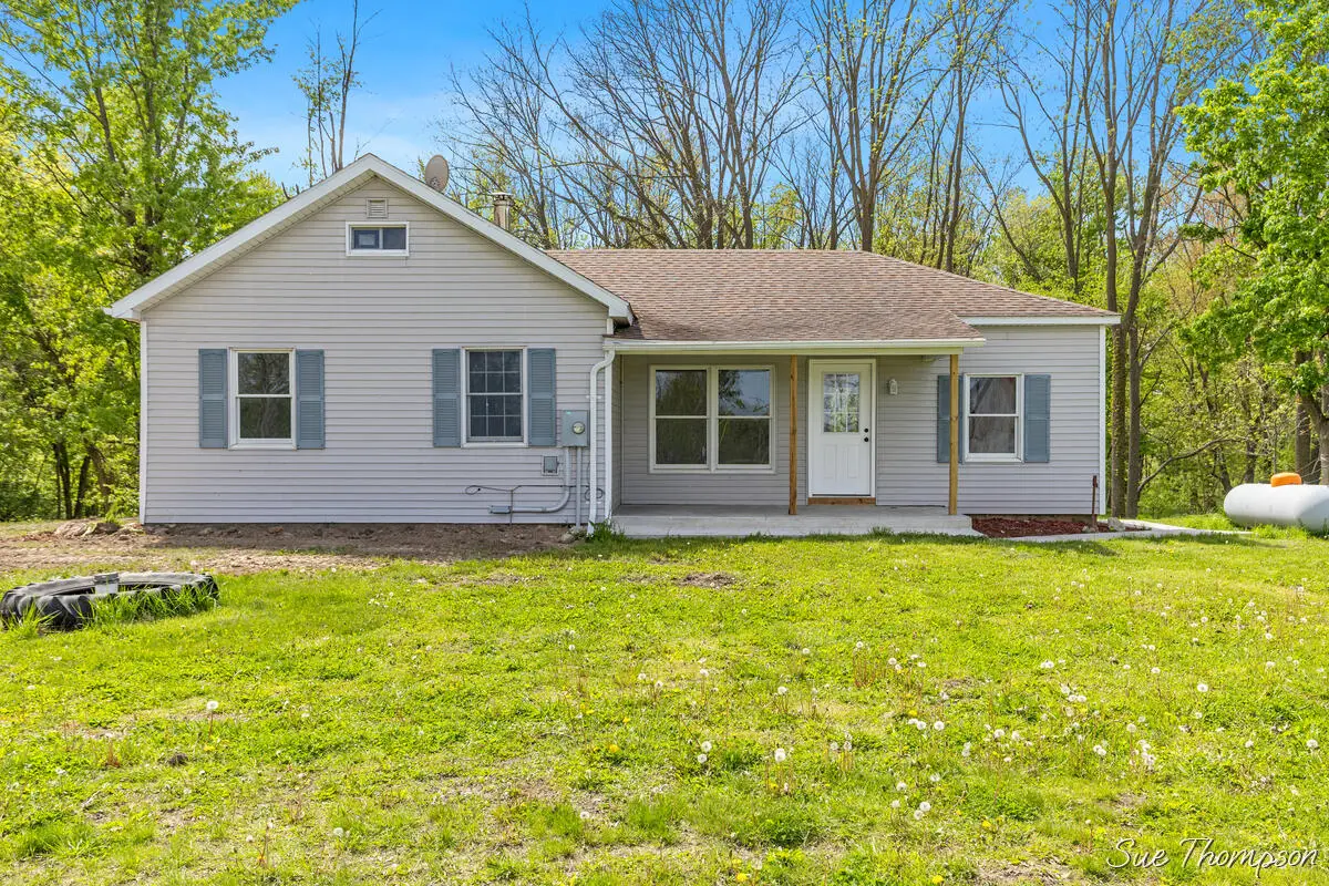 1751 E Boyer Road, Fenwick, MI 48834 - #1