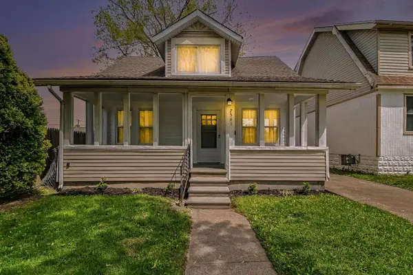 7541 Orchard Avenue, Warren, MI 48091