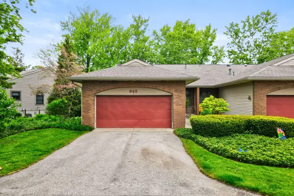 643 Crestview Street #27, Holland, MI 49423