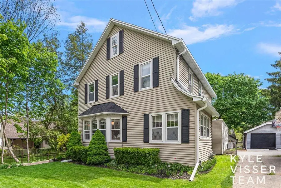 320 Gladstone Drive Se, East Grand Rapids, MI 49506 - #3