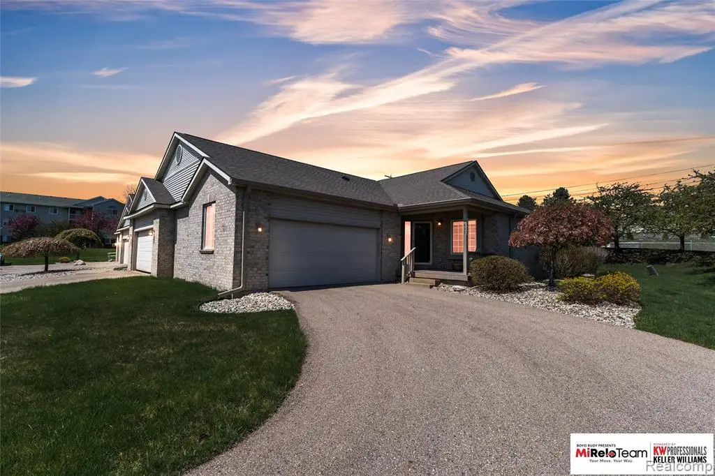 1837 Willow Creek, Lansing, MI 48917 - #1