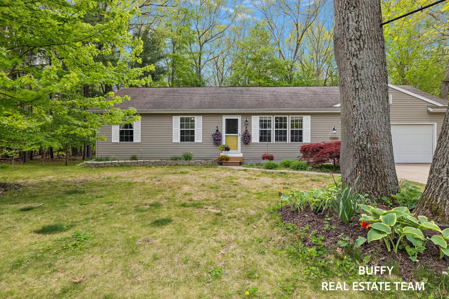 15892 Groesbeck Street, Grand Haven, MI 49417 - #2