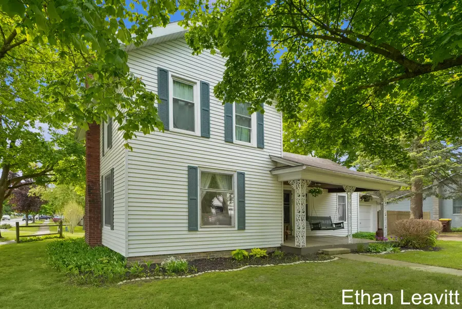 407 S Lincoln Street, Portland, MI 48875 - #2