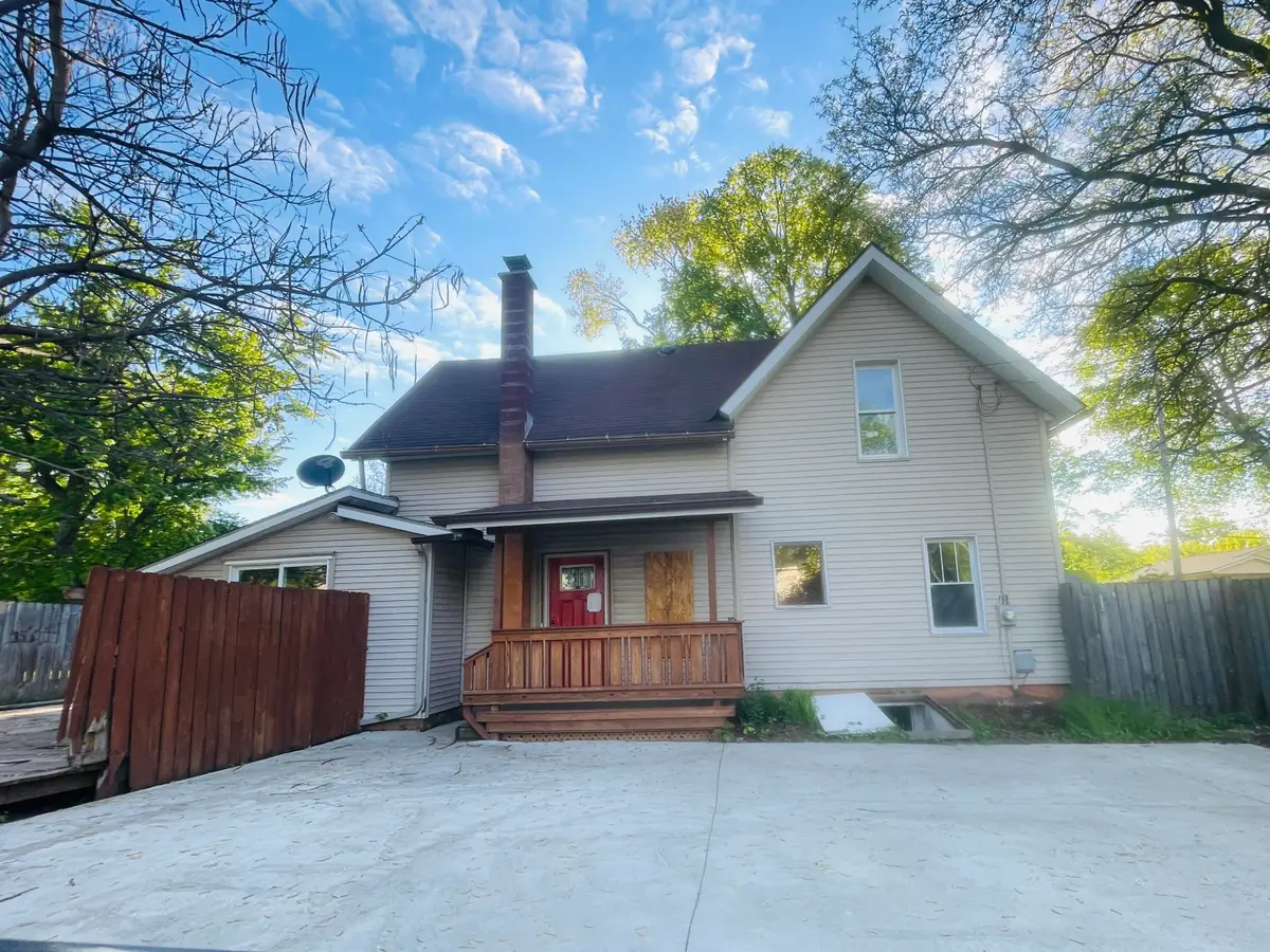 412 Quarry Street, Jackson, MI 49201 - #1