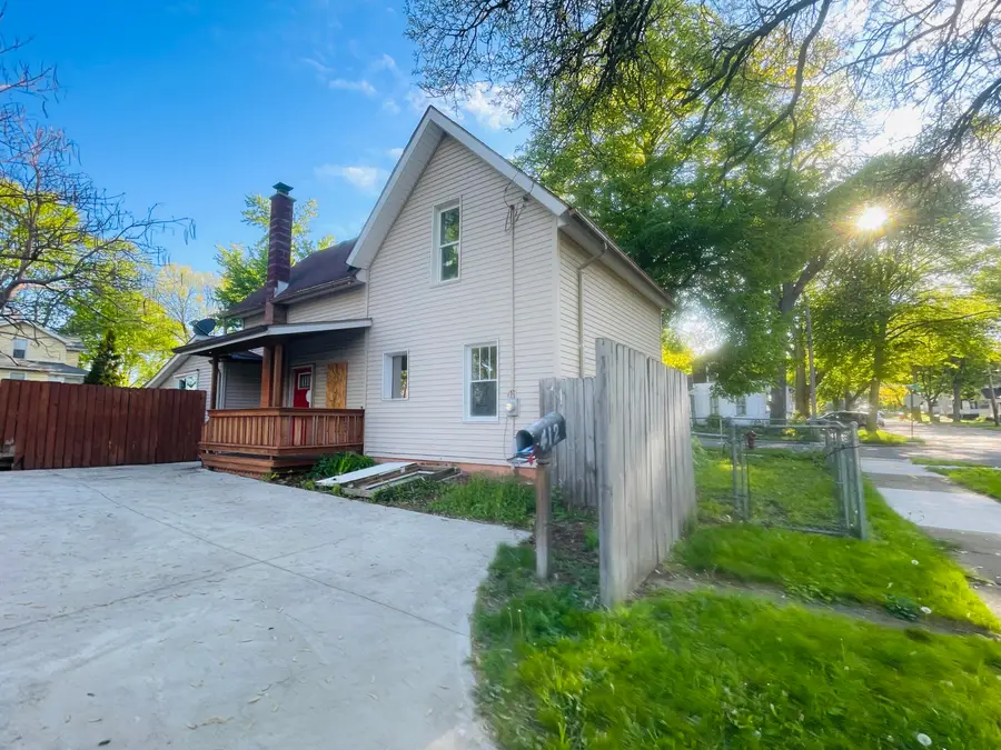412 Quarry Street, Jackson, MI 49201 - #2