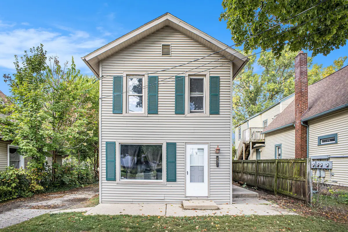 831 Vine Street, Lansing, MI 48912 - #1