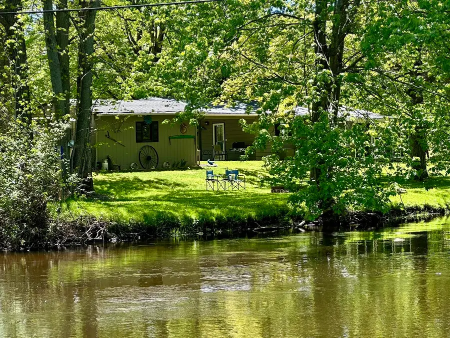 8942 E M-20, Hesperia, MI 49421 - #3