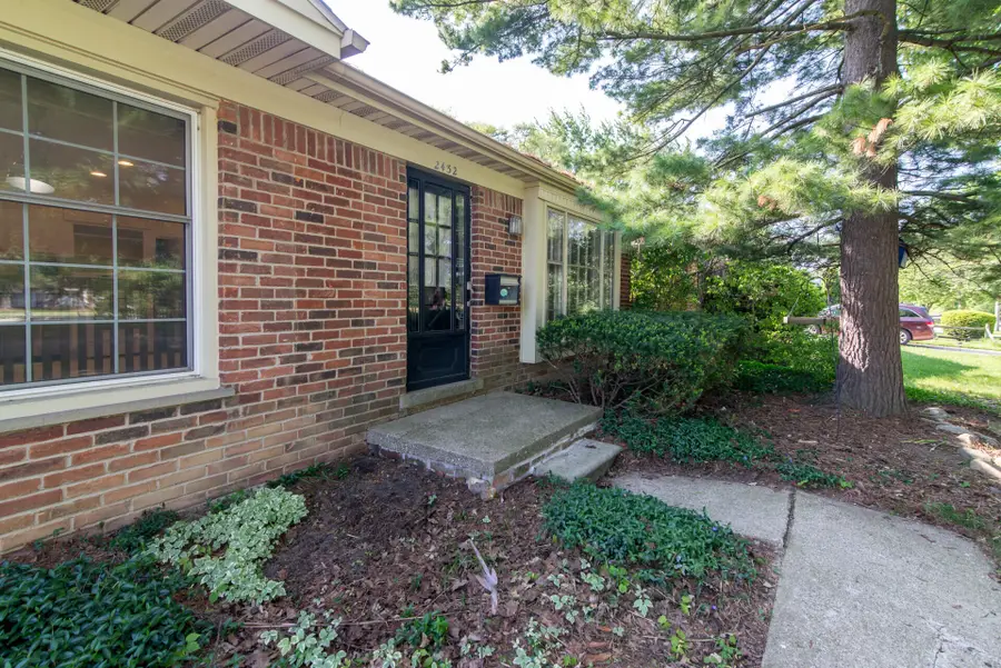 2432 Nixon Road, Ann Arbor, MI 48105 - #3