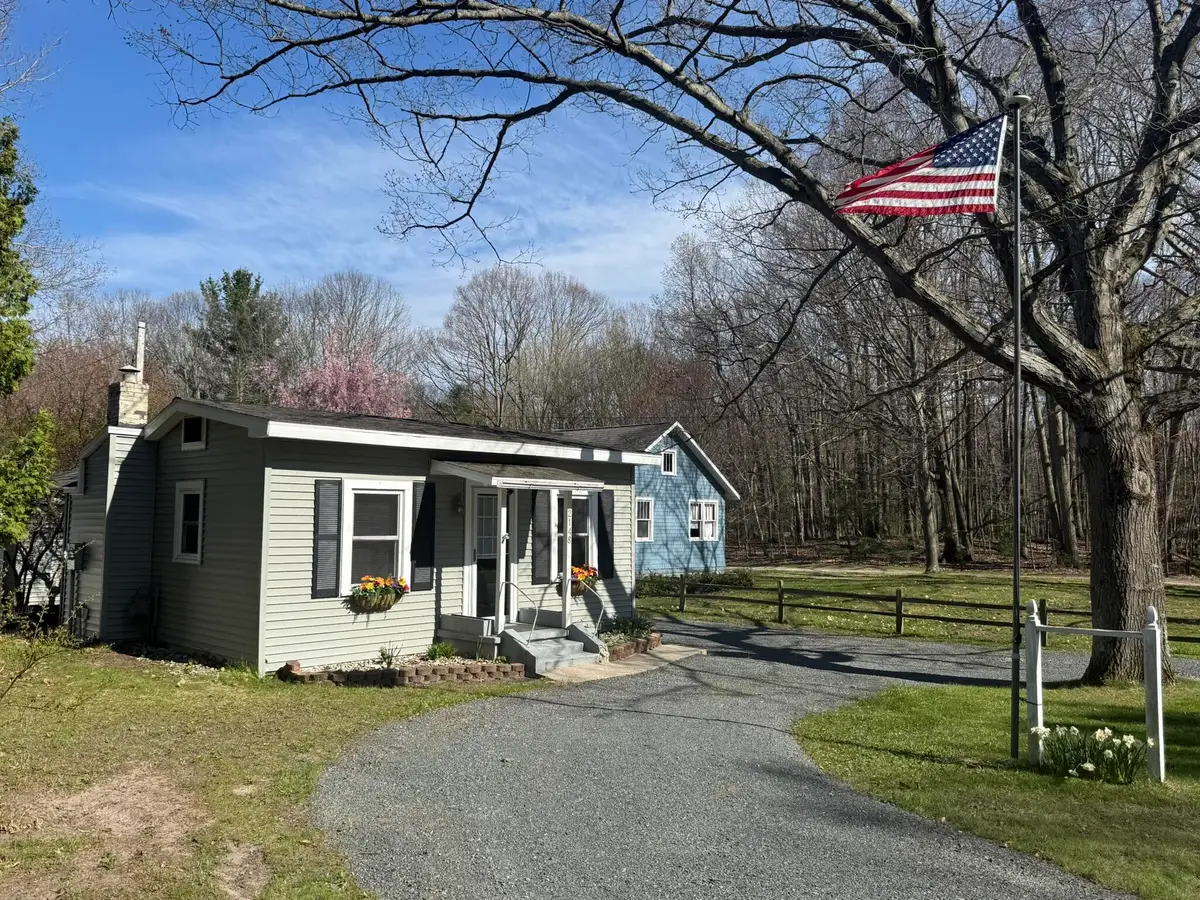 2148 N Lakeshore Drive, Ludington, MI 49431 - #1