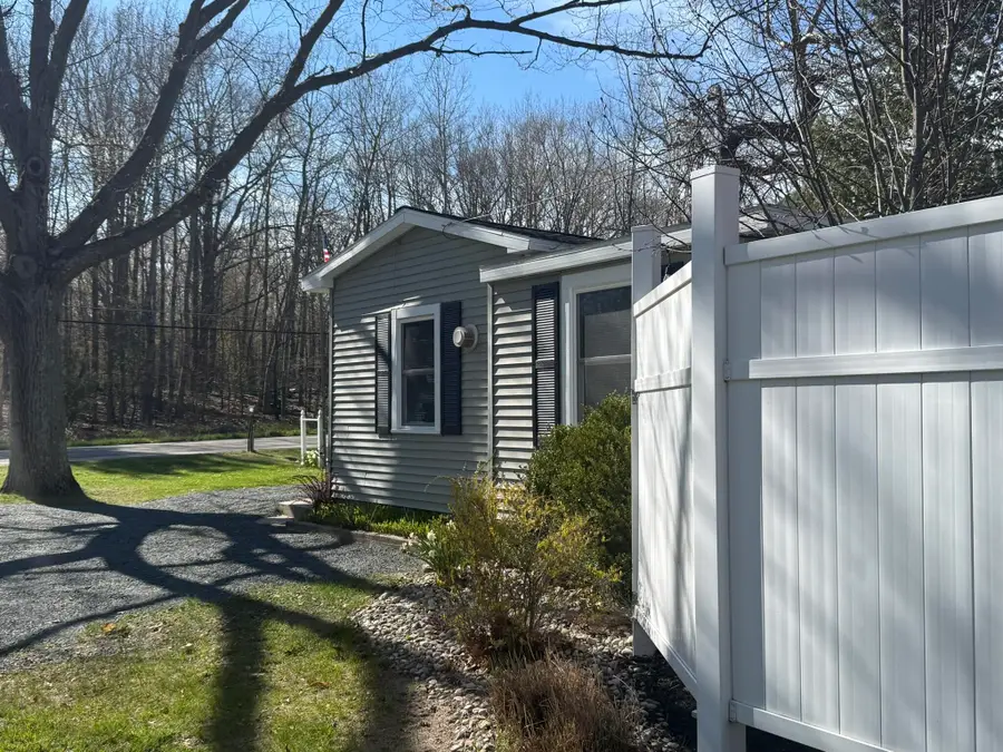 2148 N Lakeshore Drive, Ludington, MI 49431 - #3