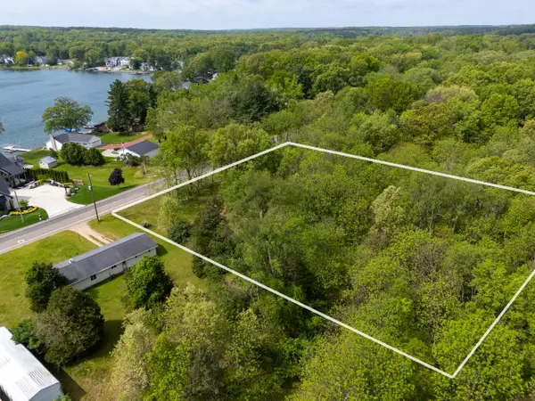 8180 W Pq Avenue, Kalamazoo, MI 49009