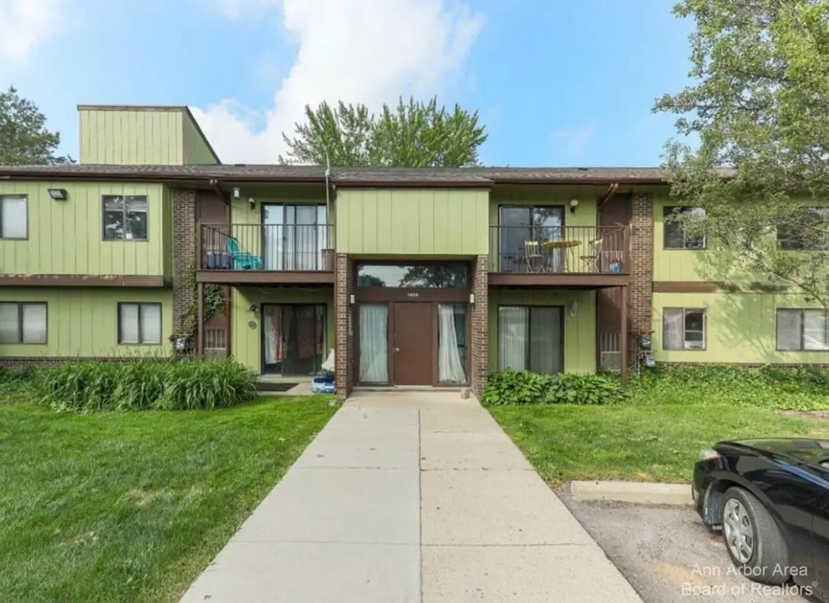 1472 W Chateau Vert Street #D, Ypsilanti, MI 48197 - #1