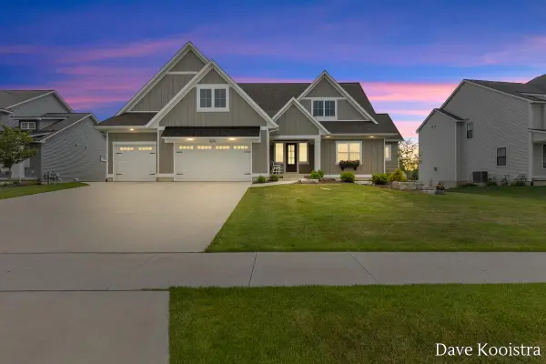 8218 Boardwalk Drive Sw, Byron Center, MI 49315