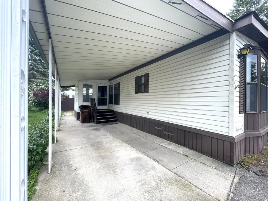 855 W Jefferson Street #146, Grand Ledge, MI 48837 - #2