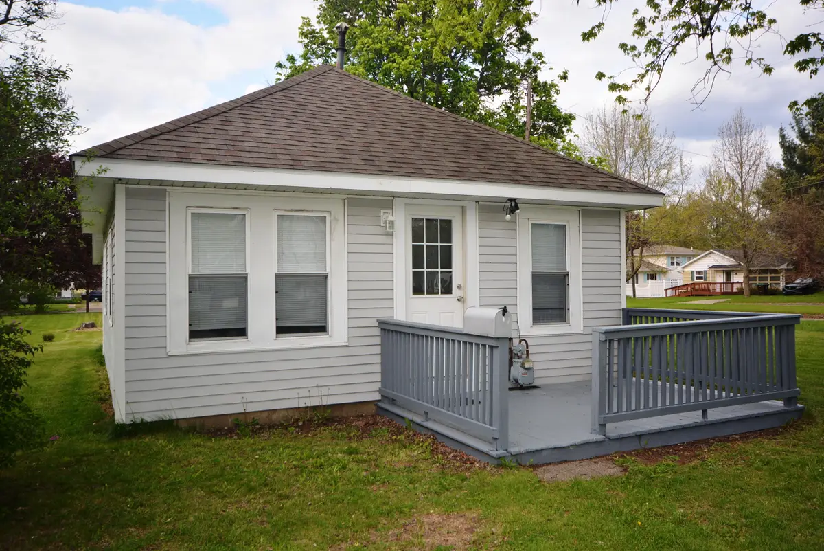117 E North Street, Albion, MI 49224 - #1