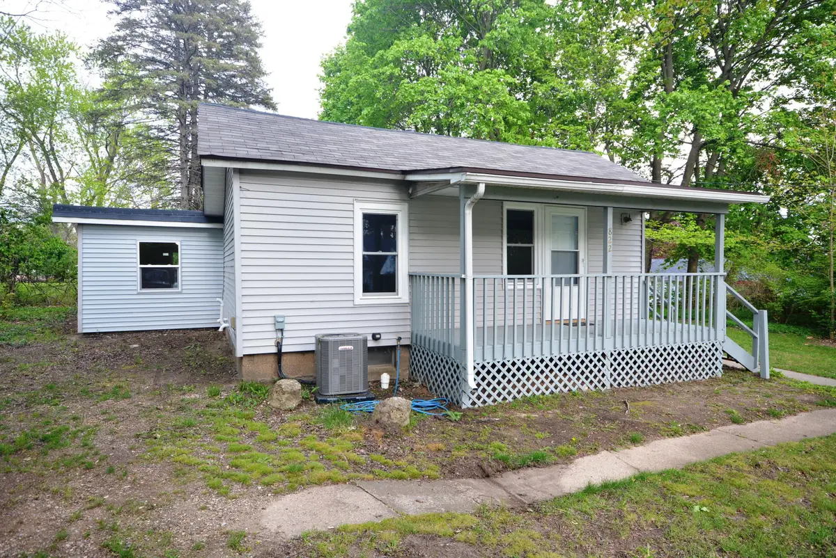 822 N Berrien Street, Albion, MI 49224 - #1