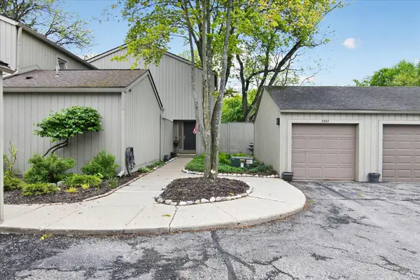2202 Applewood Court, Ann Arbor, MI 48103