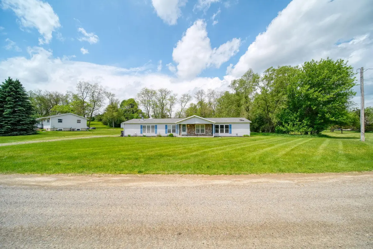 120 Kathy Lane, Brooklyn, MI 49230 - #1