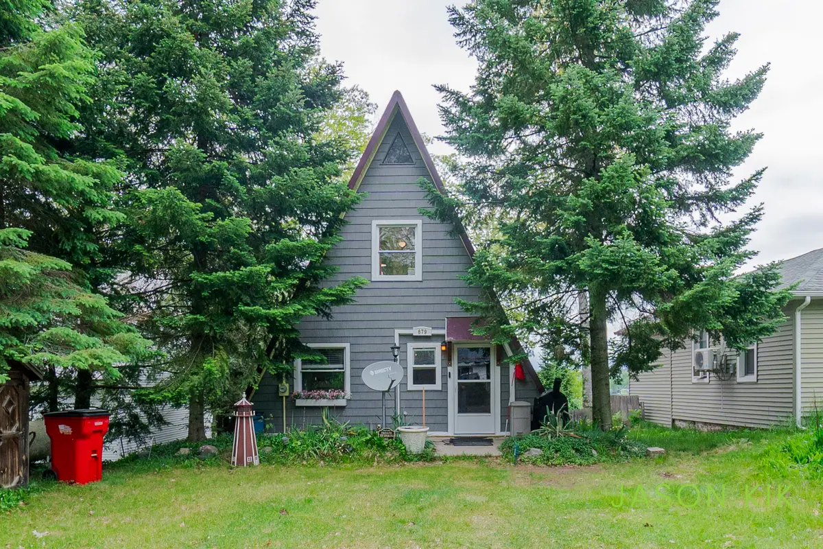 679 W Lincoln Avenue, White Cloud, MI 49349 - #1