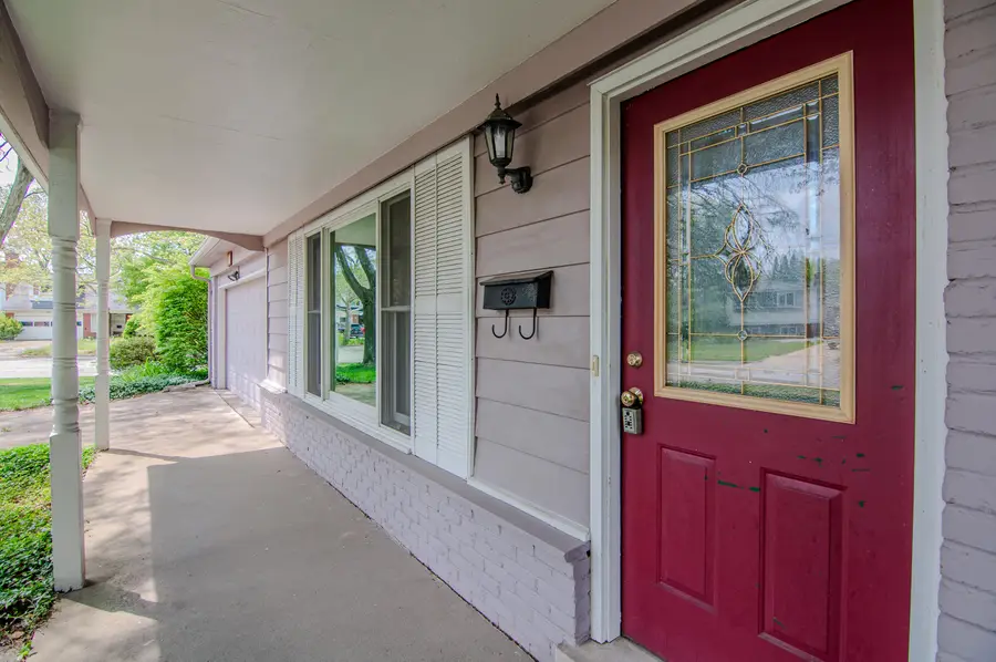 2053 Yorktown Drive, Ann Arbor, MI 48105 - #2