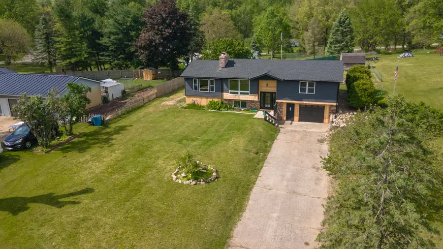 11300 Elizabeth Drive, Three Rivers, MI 49093 - #2