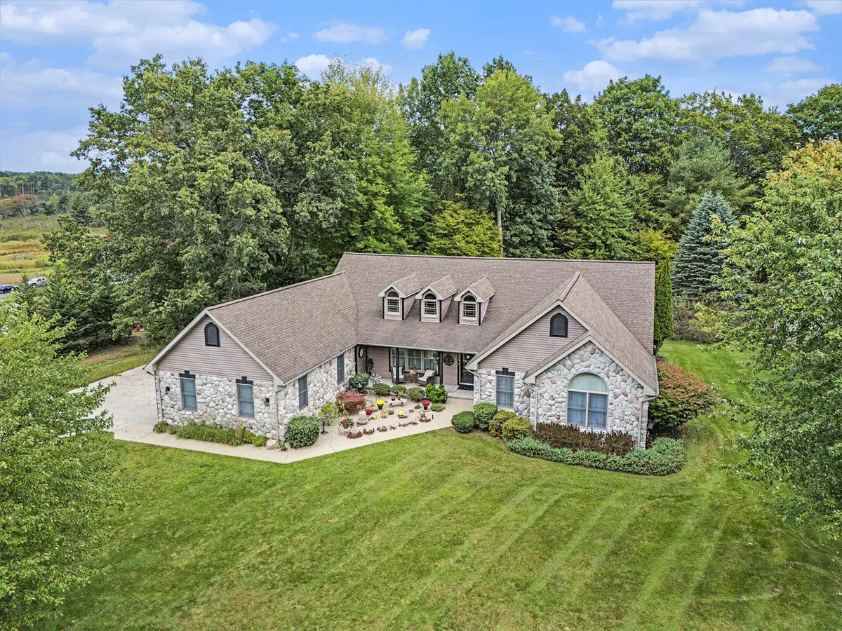 5450 W Riverside Drive, Ludington, MI 49431 - #1