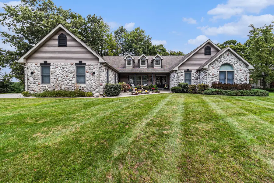 5450 W Riverside Drive, Ludington, MI 49431 - #2