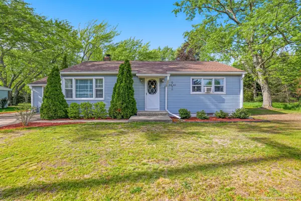 1170 E Pontaluna Road, Norton Shores, MI 49456