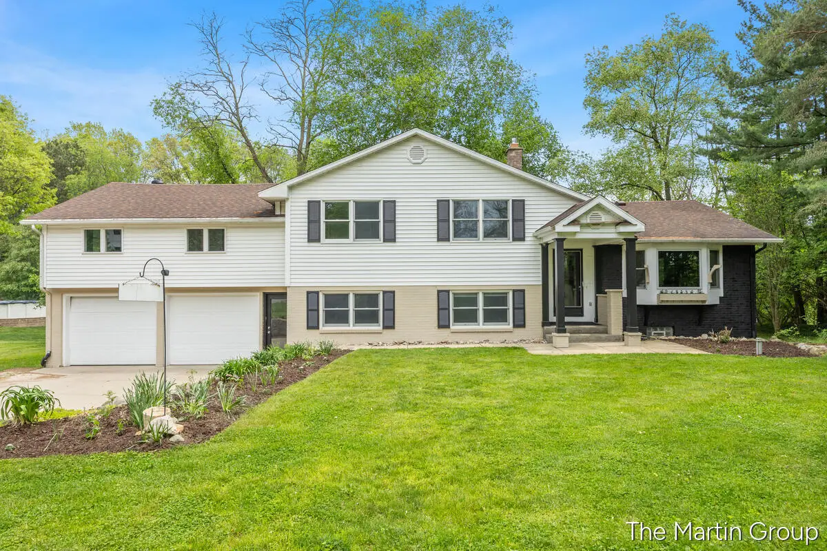 6610 Riga Avenue Ne, Rockford, MI 49341 - #1