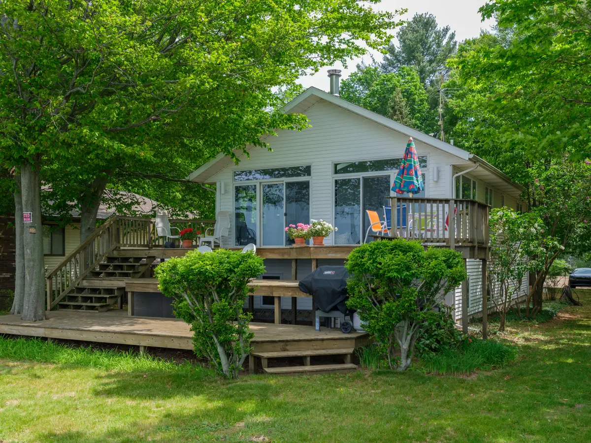 1192 Cherry Drive, South Haven, MI 49090 - #1