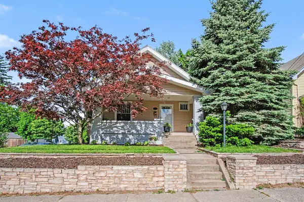 101 Arthur Avenue Ne, Grand Rapids, MI 49503