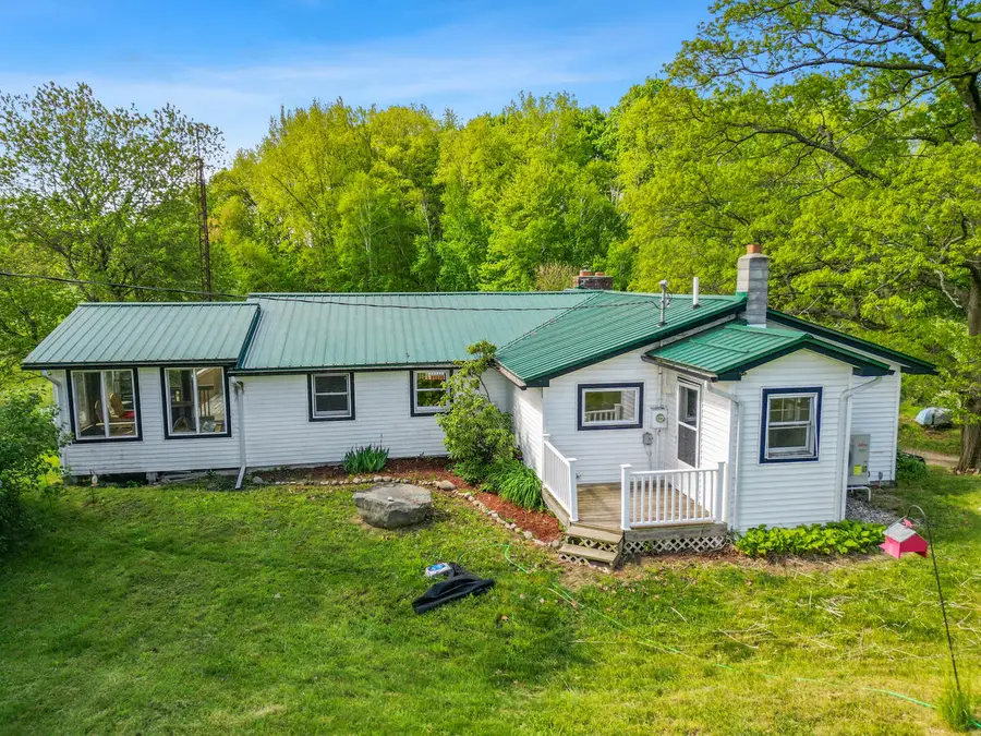 1674 W 104th Street, Grant, MI 49327 - #2