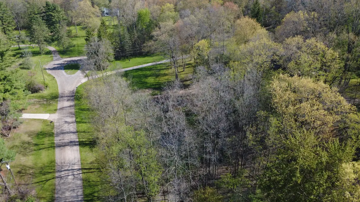 TBD Valley Gate, Milford, MI 48380 - #1