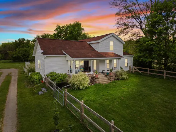 3331 Mauck Road, Hillsdale, MI 49242