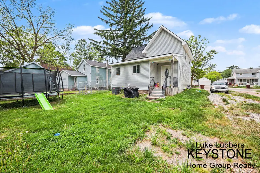 1312 Pearl Street, Lake Odessa, MI 48849 - #3