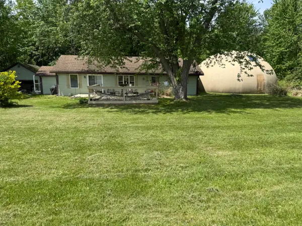 2010 Kerlikowske Road, Benton Harbor, MI 49022