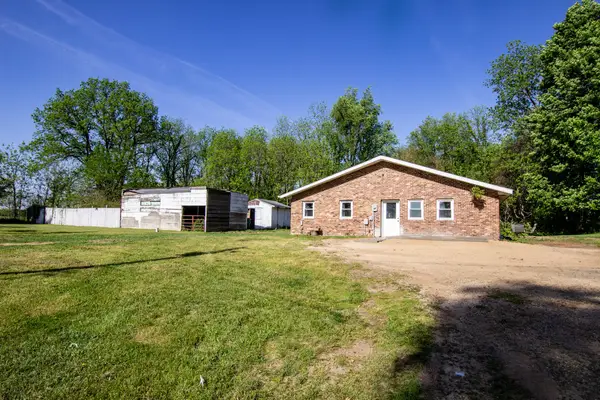 62322 Anderson Road, Cassopolis, MI 49031