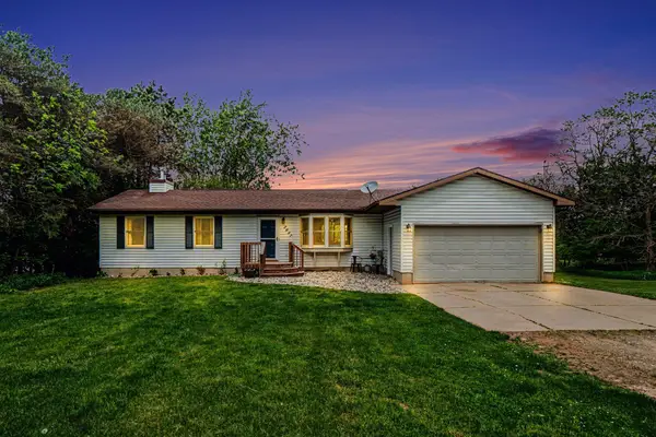 2697 E Clinton Trail, Charlotte, MI 48813