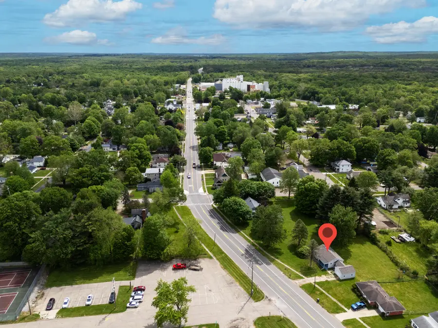 509 W Michigan Avenue, Augusta, MI 49012 - #3