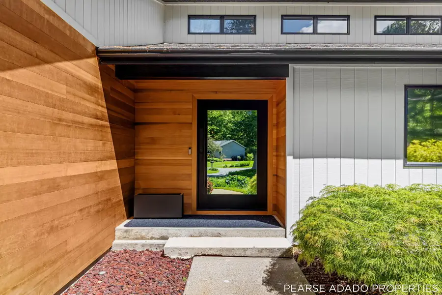 14048 Windemere Drive Nw, Grand Rapids, MI 49534 - #3