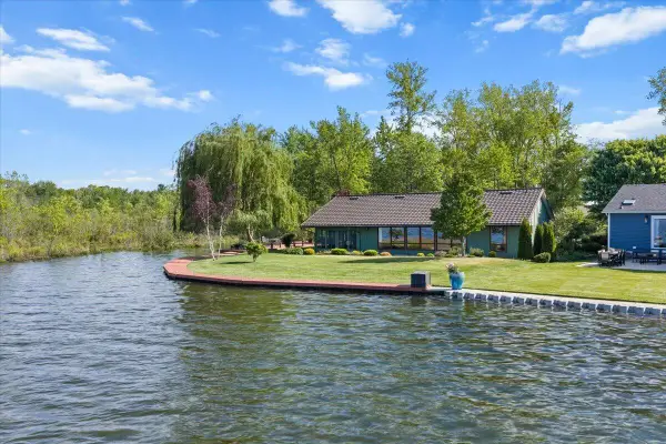 4335 Harmony Drive, Shelbyville, MI 49344
