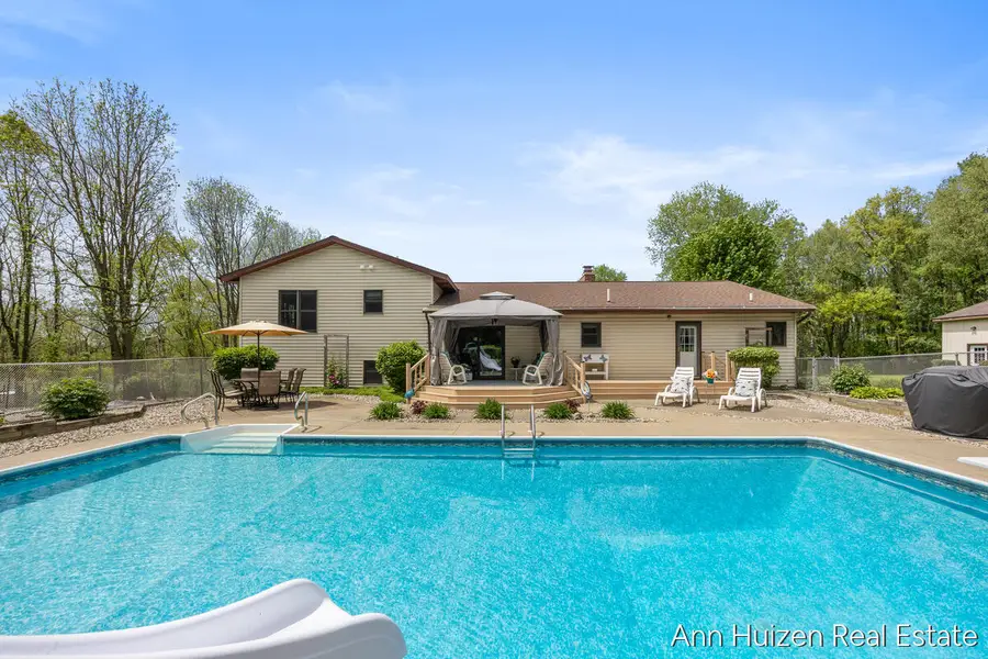 6240 Sunfish Lake Avenue Ne, Rockford, MI 49341 - #3