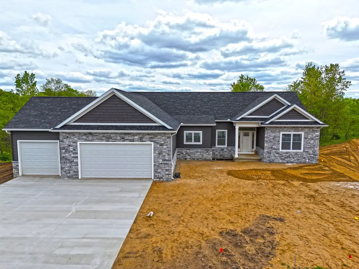 70055 Ashley Drive, Edwardsburg, MI 49112 - #1