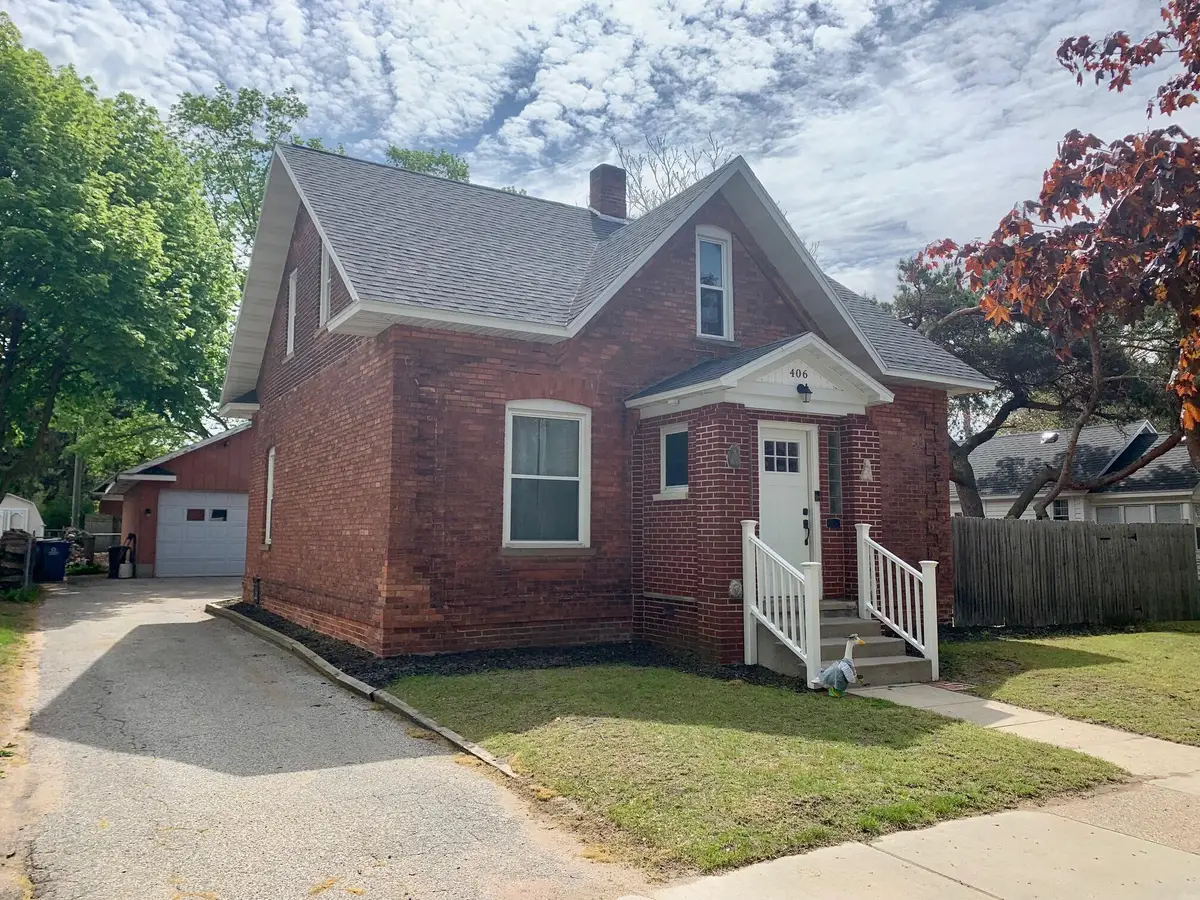 406 N Rowe Street, Ludington, MI 49431 - #1