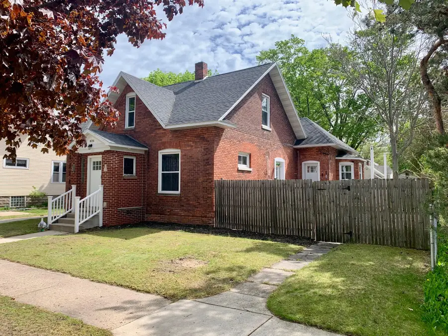406 N Rowe Street, Ludington, MI 49431 - #2