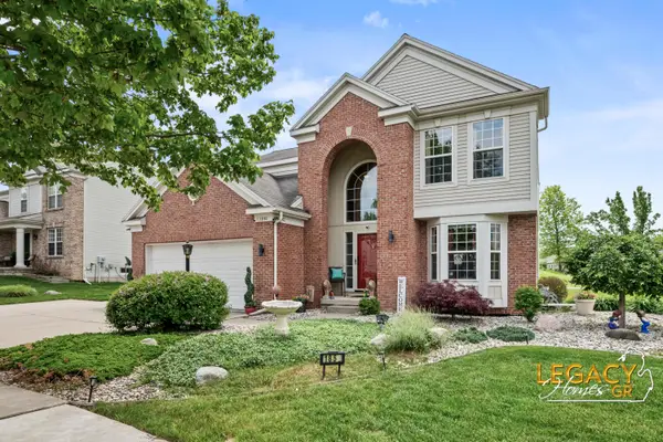 1850 Hollow Creek Drive Se, Caledonia, MI 49316