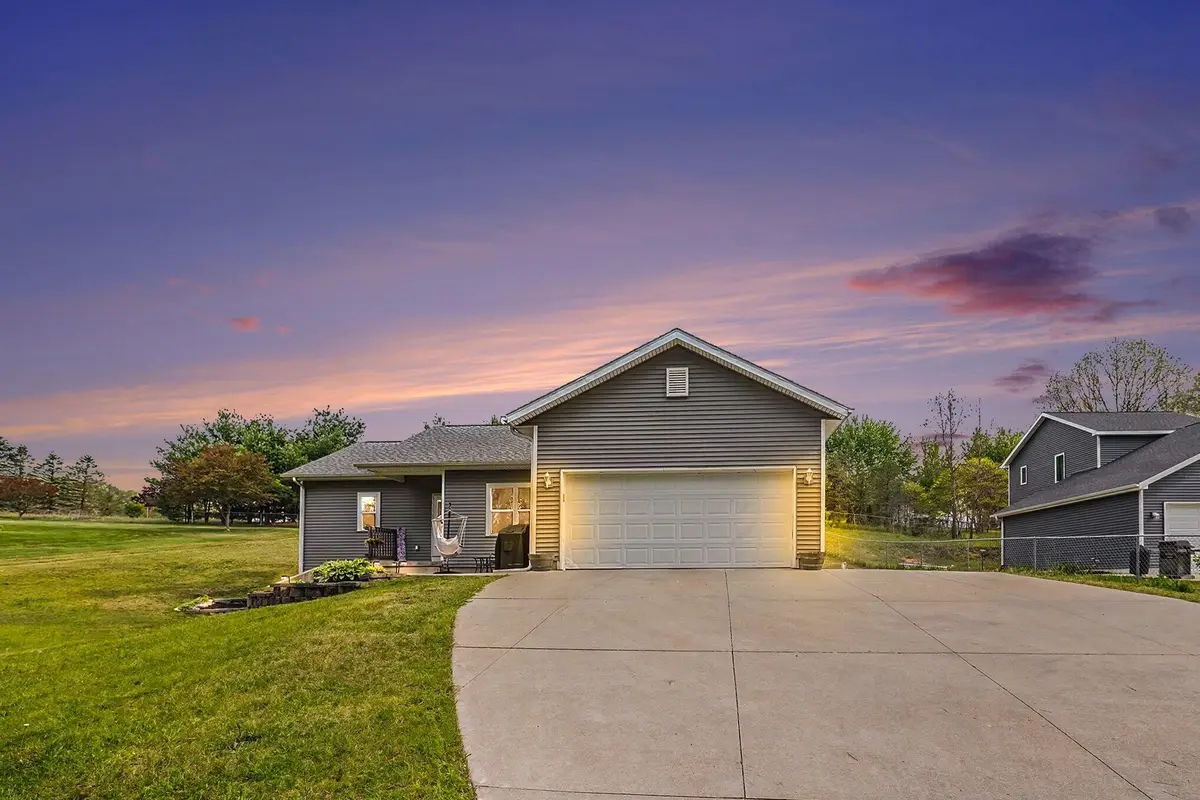 31800 Pine Ridge Circle, Lawton, MI 49065 - #1