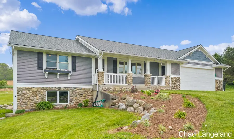 3139 34th Street, Hopkins, MI 49328 - #2